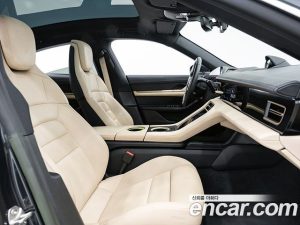 Porsche Taycan Base 2024 года из Южной Кореи