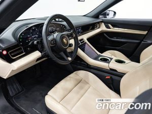 Porsche Taycan Base 2024 года из Южной Кореи