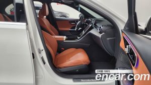 Mercedes-Benz C-Class C300 4MATIC Avantgarde 2023 года из Южной Кореи