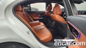 Mercedes-Benz C-Class C300 4MATIC Avantgarde 2023 года из Южной Кореи
