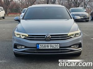 Volkswagen Passat 2.0 TDI Prestige 2022 года из Южной Кореи
