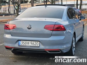 Volkswagen Passat 2.0 TDI Prestige 2022 года из Южной Кореи