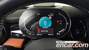 Mini Cooper 5Door CLASSIC 2024 года из Южной Кореи