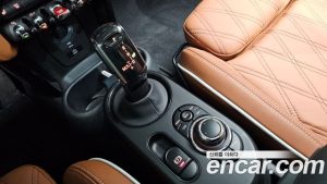 Mini Cooper 5Door CLASSIC 2024 года из Южной Кореи