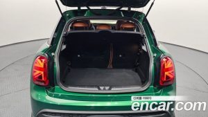 Mini Cooper 5Door CLASSIC 2024 года из Южной Кореи