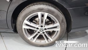Mercedes-Benz E-Class E250 Avantgarde 2023 года из Южной Кореи