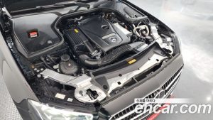Mercedes-Benz E-Class E250 Avantgarde 2023 года из Южной Кореи