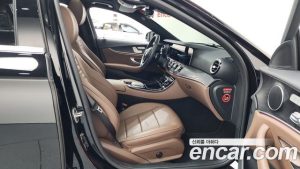 Mercedes-Benz E-Class E250 Avantgarde 2023 года из Южной Кореи