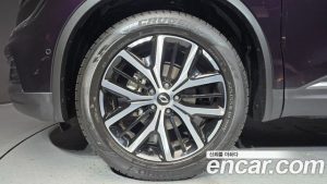 Renault-KoreaSamsung QM6 2.0 LPe RE Signature 2WD 2023 года из Южной Кореи