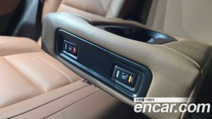 Renault-KoreaSamsung QM6 2.0 LPe RE Signature 2WD 2023 года из Южной Кореи