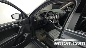 Volkswagen Tiguan 2.0 TDI Prestige 2024 года из Южной Кореи