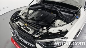 Mercedes-Benz GLC-Class GLC300 4MATIC AMG Line 2023 года из Южной Кореи
