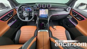Mercedes-Benz GLC-Class GLC300 4MATIC AMG Line 2023 года из Южной Кореи
