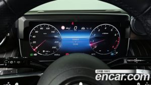 Mercedes-Benz GLC-Class GLC300 4MATIC AMG Line 2023 года из Южной Кореи