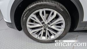 Volkswagen T-Roc 2.0 TDI Prestige 2022 года из Южной Кореи
