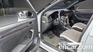 Volkswagen T-Roc 2.0 TDI Prestige 2022 года из Южной Кореи