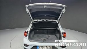 Volkswagen T-Roc 2.0 TDI Prestige 2022 года из Южной Кореи
