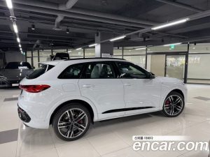 Audi Q5 45 TFSI 4WD S Line Black Edition 2025 года из Южной Кореи