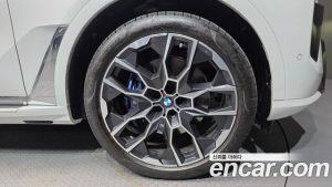 BMW X7 xDrive 40d M Sport 7-Seater 2025 года из Южной Кореи