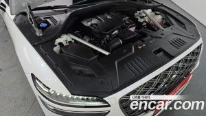 Genesis GV70 2.5T Бензин 2WD 2025 года из Южной Кореи
