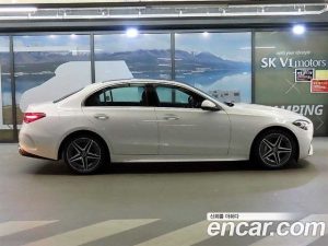 Mercedes-Benz C-Class C200 AMG Line 2025 года из Южной Кореи