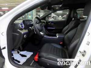 Mercedes-Benz C-Class C200 AMG Line 2025 года из Южной Кореи