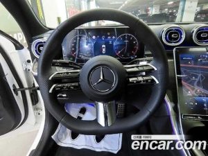 Mercedes-Benz C-Class C200 AMG Line 2025 года из Южной Кореи