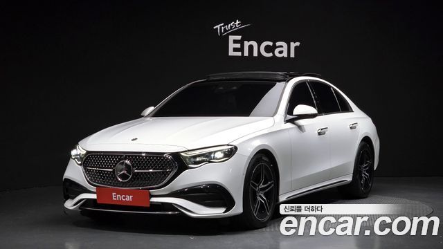 Mercedes-Benz E-Class E300 4MATIC AMG Line 2024 года из Кореи