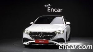 Mercedes-Benz E-Class E300 4MATIC AMG Line 2024 года из Южной Кореи