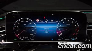 Mercedes-Benz E-Class E300 4MATIC AMG Line 2024 года из Южной Кореи