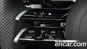 Mercedes-Benz E-Class E300 4MATIC AMG Line 2024 года из Южной Кореи