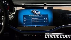 Mercedes-Benz E-Class E300 4MATIC AMG Line 2024 года из Южной Кореи