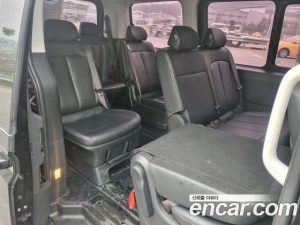 Hyundai Staria Tourer 11-Seater 2024 года из Южной Кореи