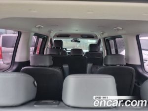 Hyundai Staria Tourer 11-Seater 2024 года из Южной Кореи