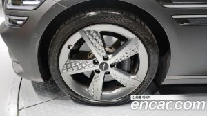 Genesis G80 Бензин 3.5 Turbo AWD 2025 года из Южной Кореи