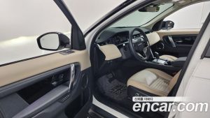 Land Rover Discovery Sport P250 SE 2023 года из Южной Кореи