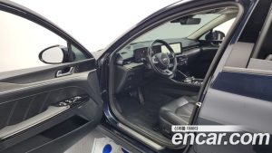 Kia K5 Signature 2024 года из Южной Кореи
