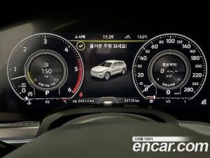 Volkswagen Touareg 3.0 TDI R-Line 2023 года из Южной Кореи
