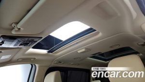 Hyundai Staria HEV 1.6 Tourer 9-Seater 2025 года из Южной Кореи
