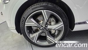 Genesis GV80 2.5T Бензин AWD 2025 года из Южной Кореи