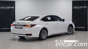 Lexus ES Executive 2026 года из Южной Кореи