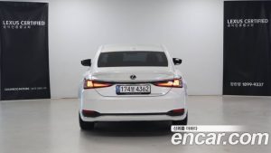 Lexus ES Executive 2026 года из Южной Кореи