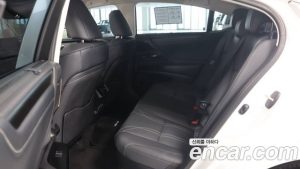 Lexus ES Executive 2026 года из Южной Кореи