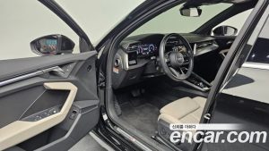 Audi A3 40 TFSI Premium 2023 года из Южной Кореи