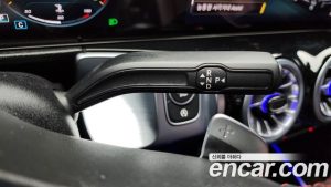 Mercedes-Benz GLB-Class GLB250 4MATIC 2023 года из Южной Кореи