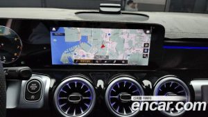 Mercedes-Benz GLB-Class GLB250 4MATIC 2023 года из Южной Кореи