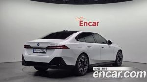 BMW 5-Series 530e M Sport 2024 года из Южной Кореи