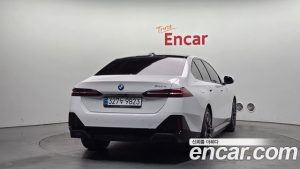 BMW 5-Series 530e M Sport 2024 года из Южной Кореи
