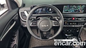 Kia Seltos Бензин 1.6 Turbo 2WD 2025 года из Южной Кореи