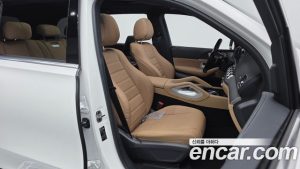 Mercedes-Benz GLS-Class GLS450d 4MATIC 2024 года из Южной Кореи